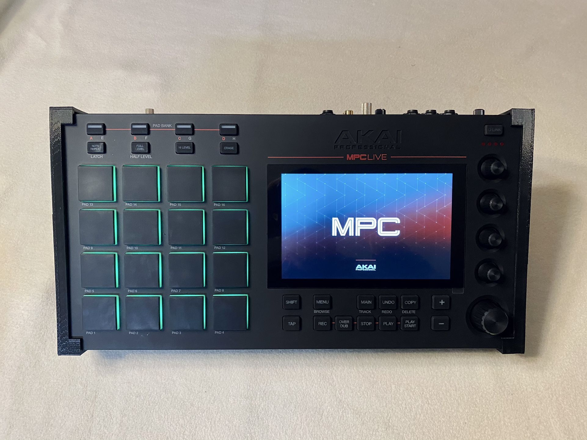 MPC LIVE
