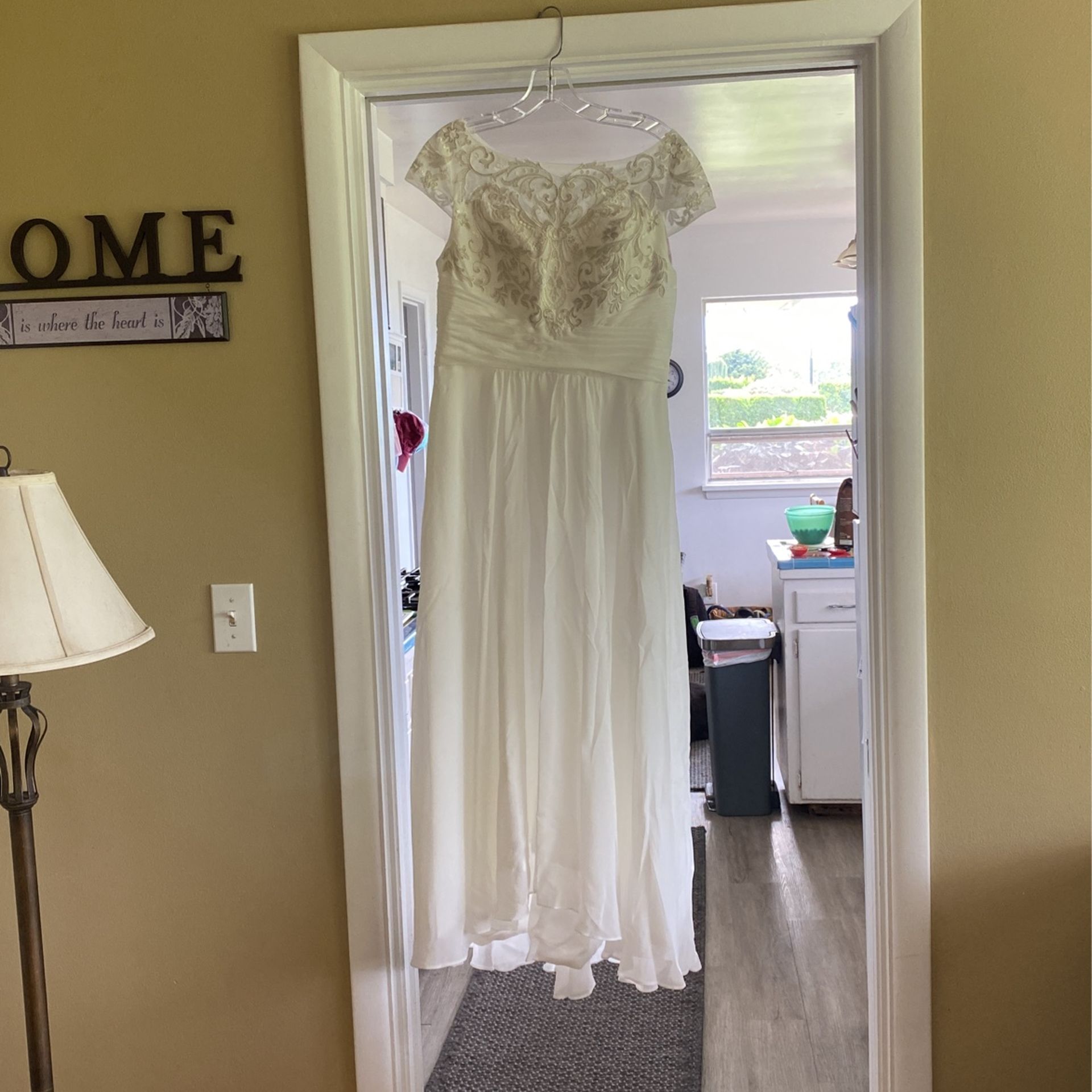 Wedding Dress Size 10 New Lace Ivory
