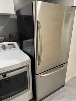 Maytag Refrigerator With Bottom Freezer