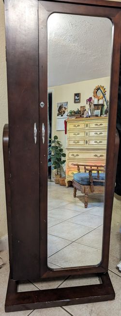 Mirror/ Jewelry Cabinet 