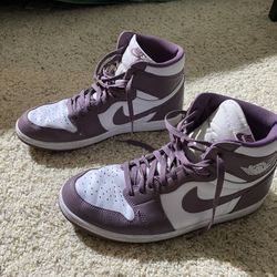 Like New Rare Purple Nike Jordan Ones Size 13 US