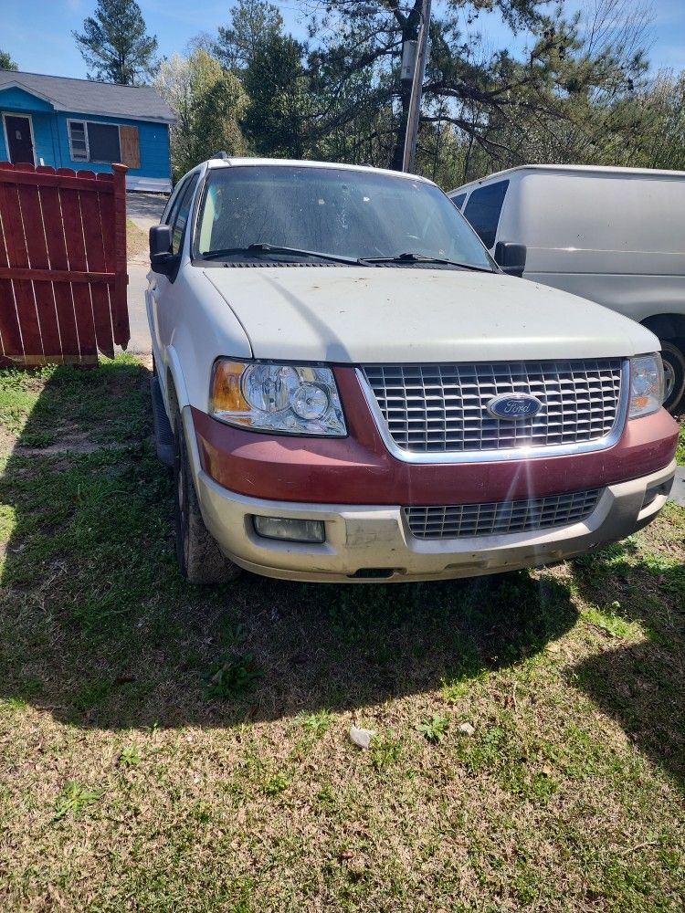 2005 Ford Expedition