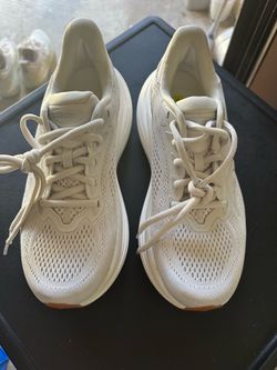 Women’s saucony trump 21