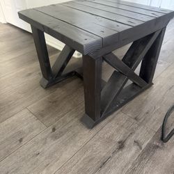 Free Side Table