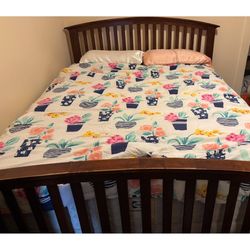 Queen Bed with Mattress & Box Spring