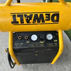 COMPRESOR DeWalt