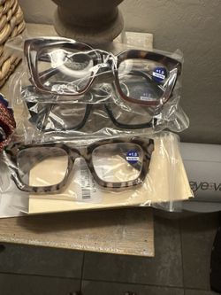 New Readers 1.0 Set Of 3 Stylish 