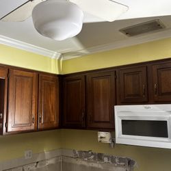 Kitchen Upper Cabinet Set