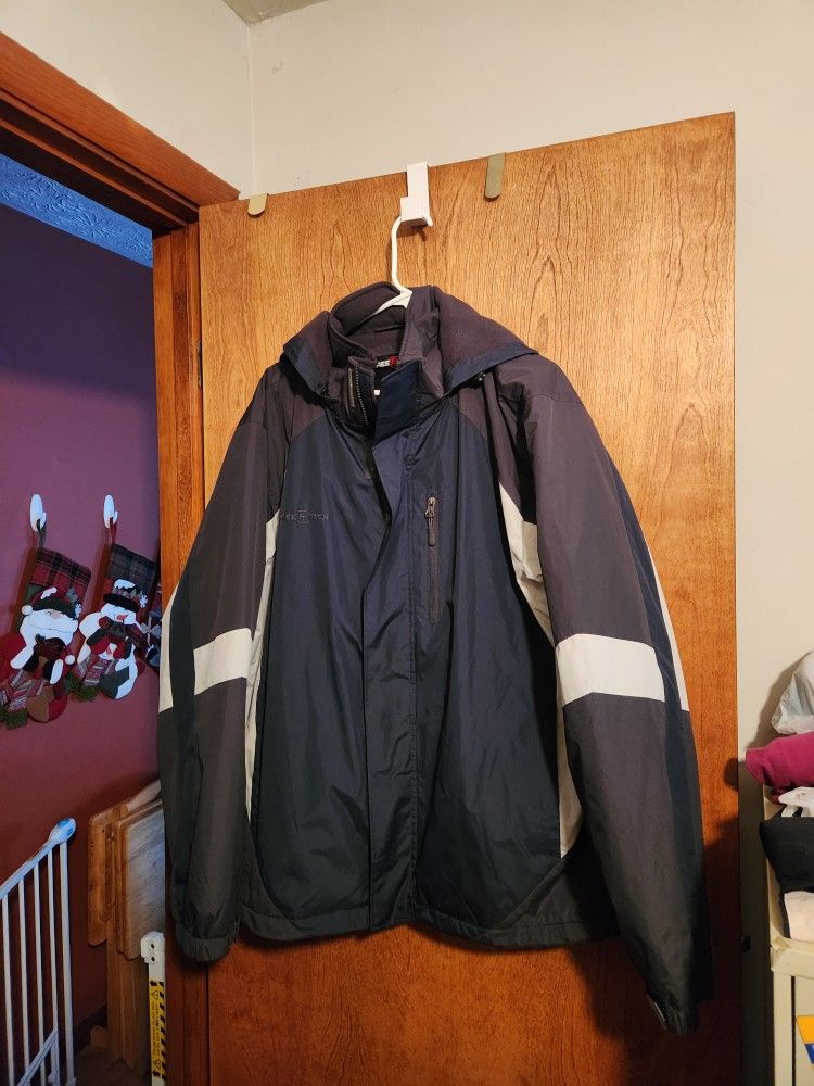 Free Tech Men's Winter Coat 