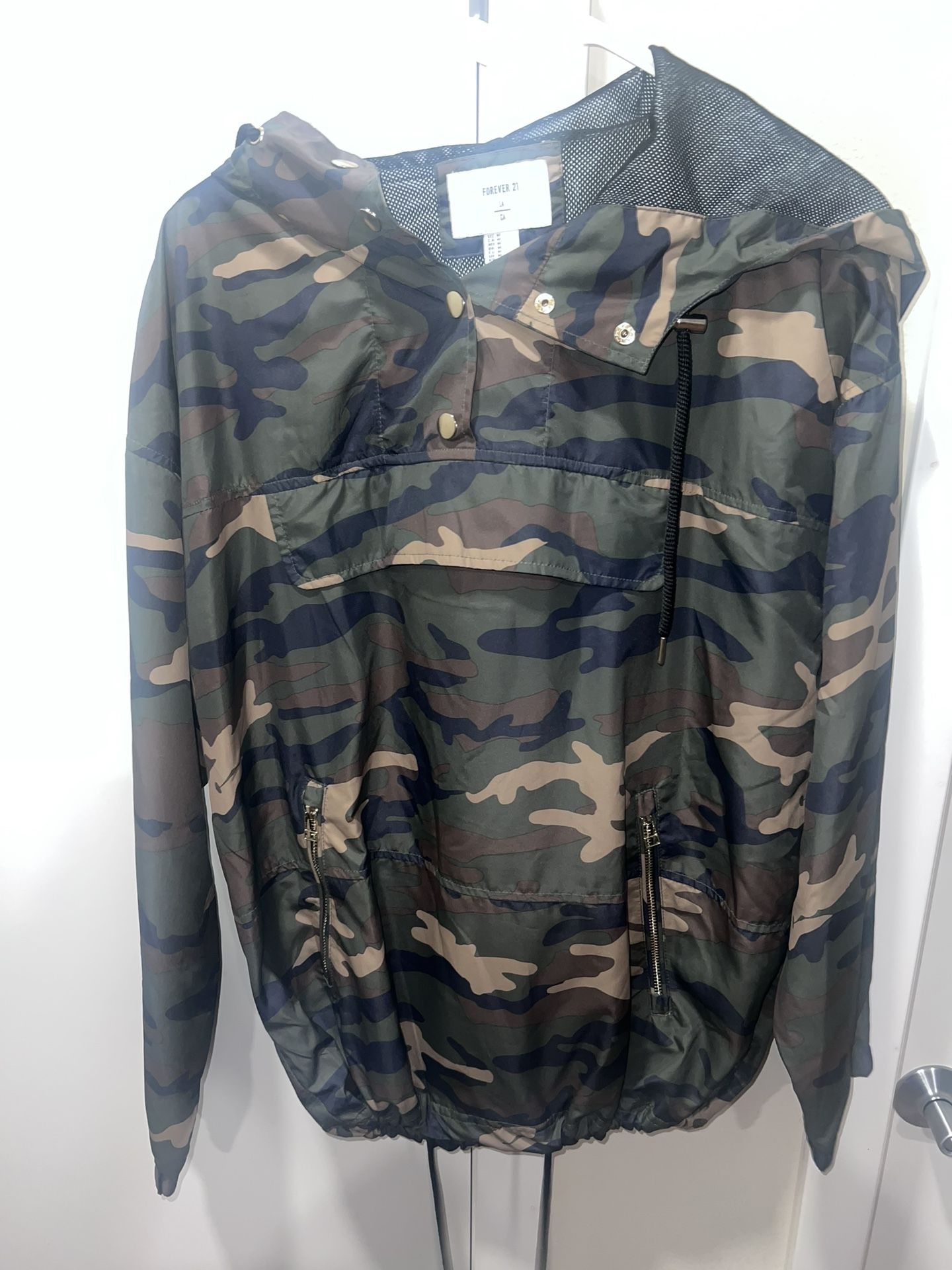 Forever21 woman’s camouflage jacket