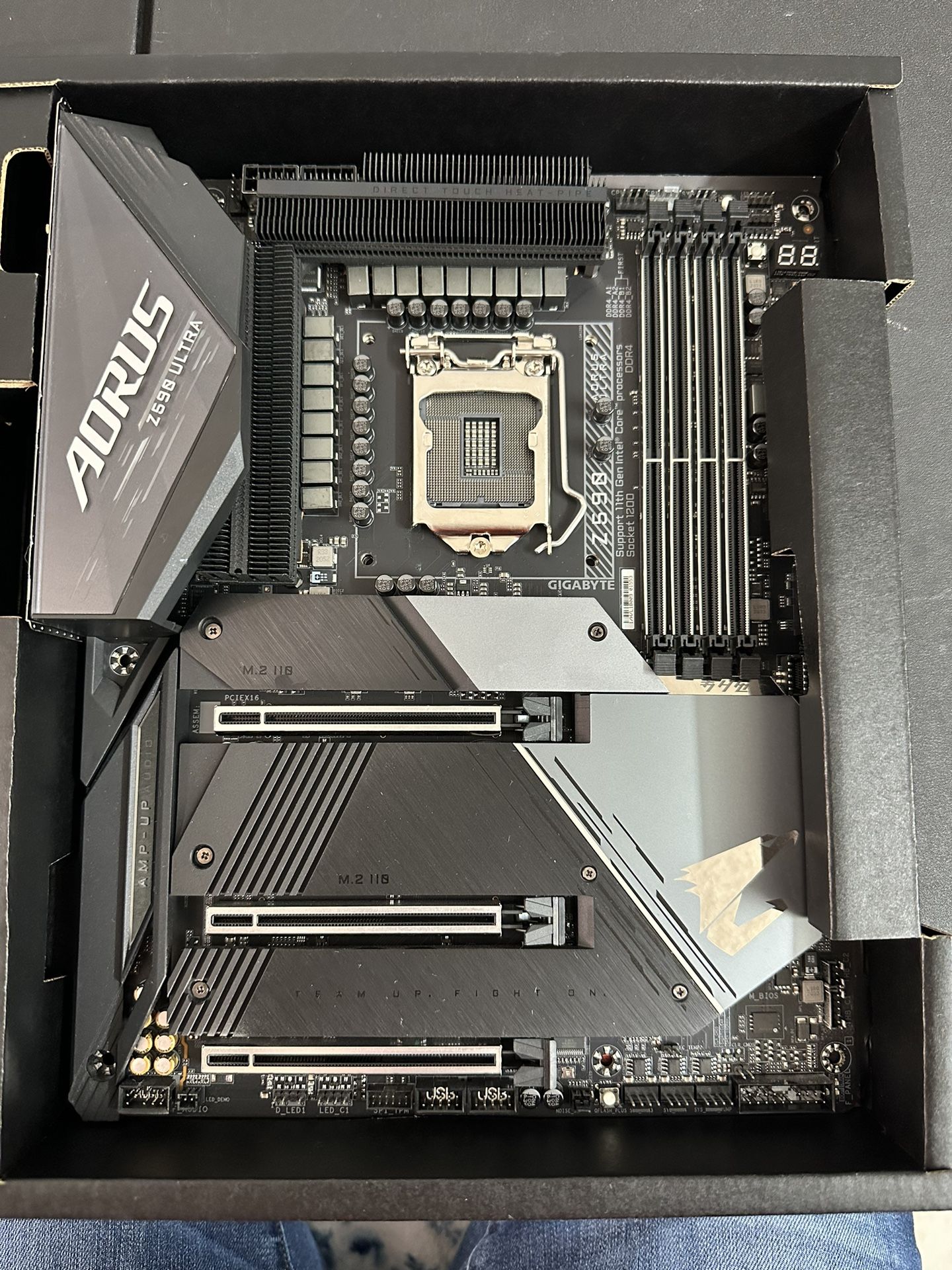 Motherboard GIGABYTE Z590 Aorus Ultra $240
