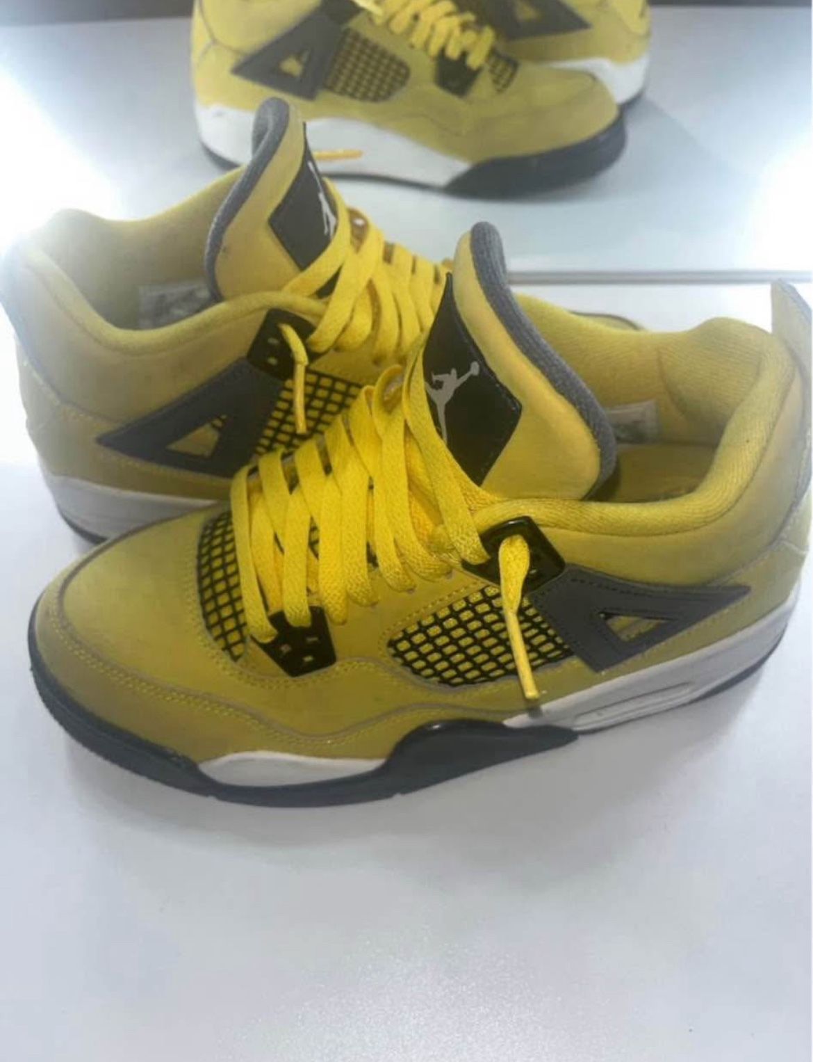 Jordan 4 Lightning Yellow