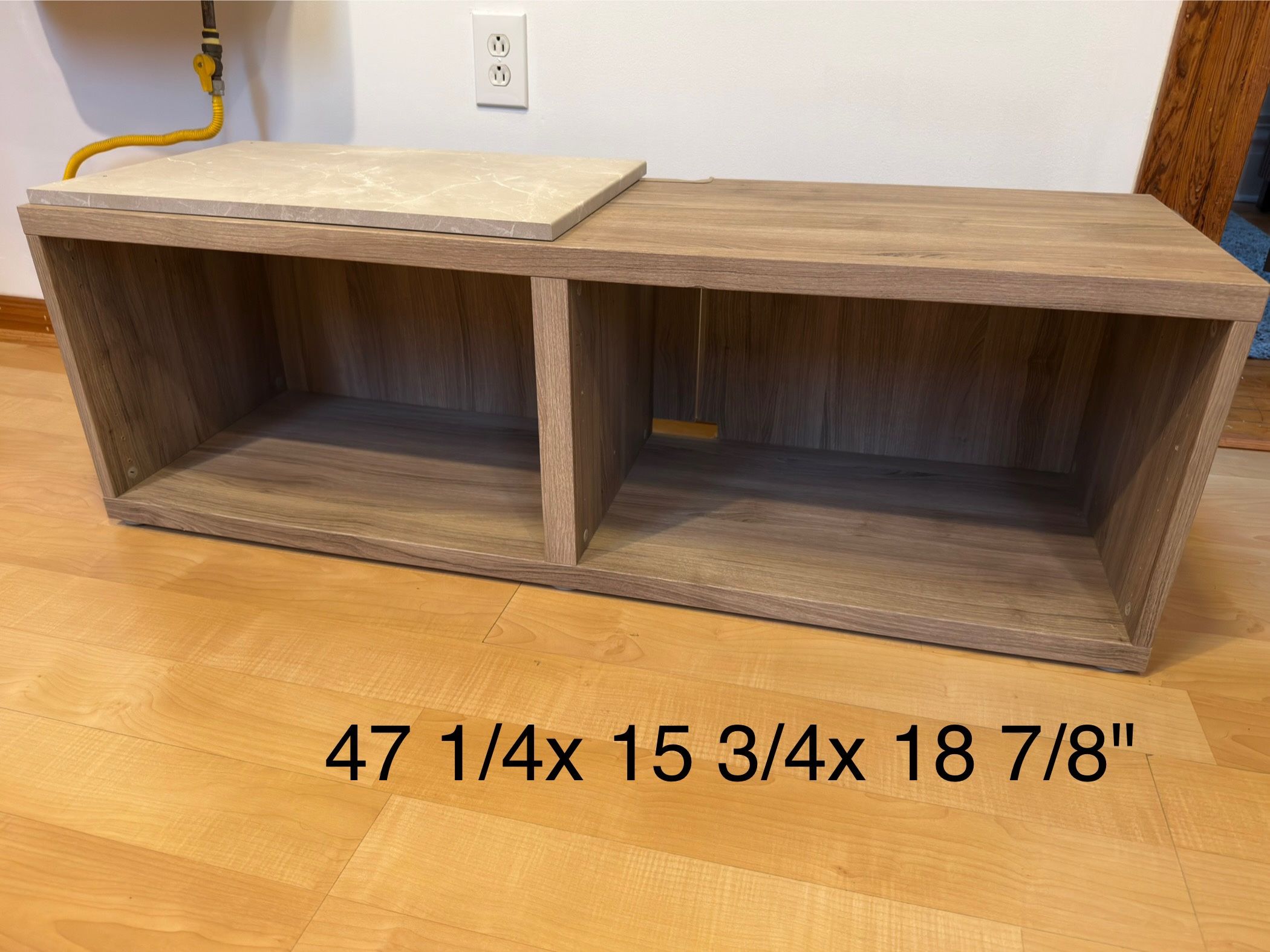 Besta Tv Stand