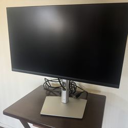 Dell 24 Monitor - P2422H