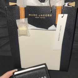 New & Authentic 100% MARC JACOBS 