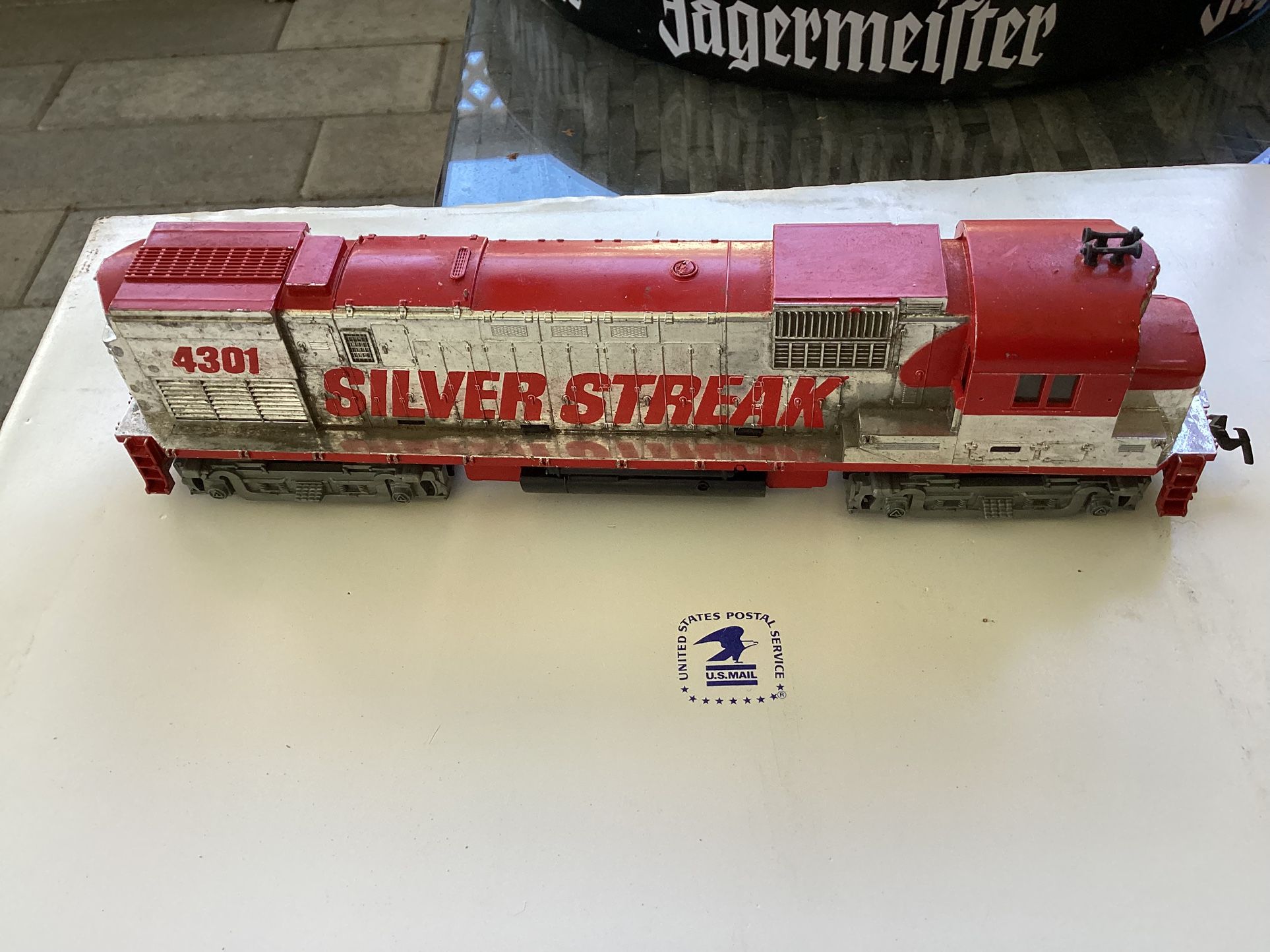 Locomotive electric model train Silver Street 4301 Union Pacific RailRoad