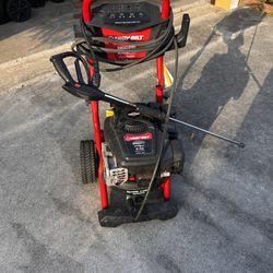 Troy-Bilt 2800psi Pressure Washer 