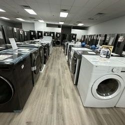 Holiday Sale 🎁 Brand, new Samsung washer and dryer SALE