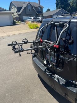 Yakima Trunk Mount Bike Rack - Holds 3 Bikes - Great Condition!