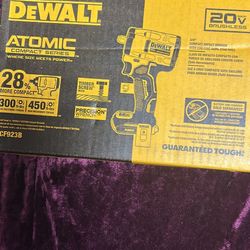 3/8 Dewalt Compact Impact Wrench