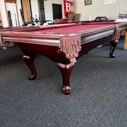 Pool Table 8ft Bruinswick ( Free Delivery & Set Up )