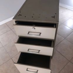 Metal Office Old Filing Cabinet  No Key