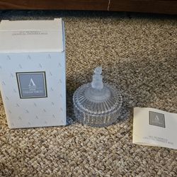 Avon M.I. Hummel Crystal Trinket Box