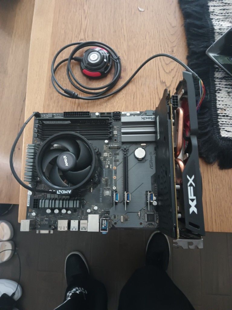 Amazon.com: ASROCK B450M PRO4 R2.0 Socket AM4/ AMD B450