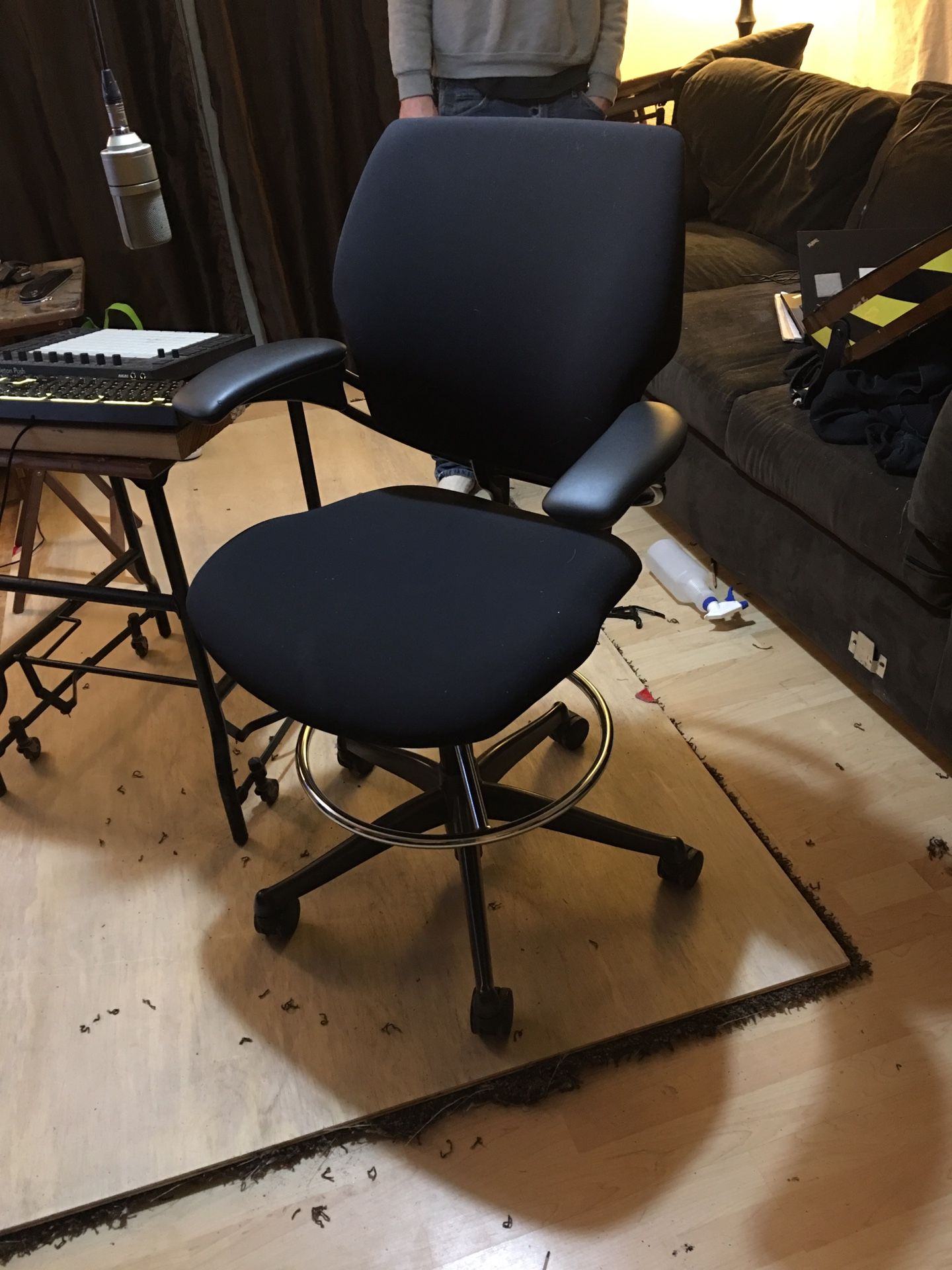 Office chair- Humanscale freedom task chair