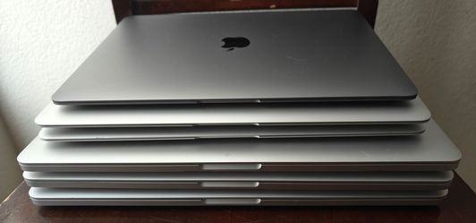 MacBook laptops