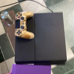 Ps4/Sony Video Game SYS CUH-1215A (180$)