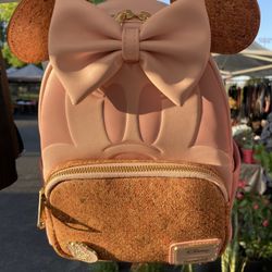 DISNEY LOUNGEFLY MINNIE MOUSE CORKBOARD  PIN DISPLAY EARS MINI BACKPACK 