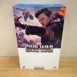 HOT TOYS HAWKEYE MMS 358 | 1/6TH SCALE COLLECTIBLE FIGURE.
