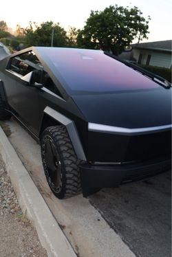 Custom car vinyl wrap