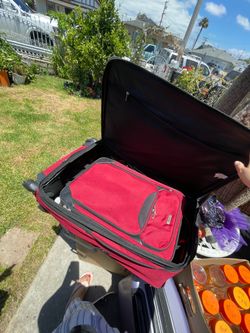 Luggage set