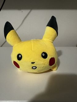 Pokémon Pikachu Plush