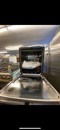24 Inch JennAir Dishwasher