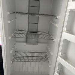 Upright Stand Up Freezer