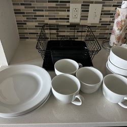 White Dinnerware Set