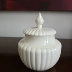 Lenox White Jar with Pointed Lid