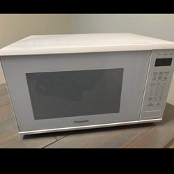 Panasonic white microwave