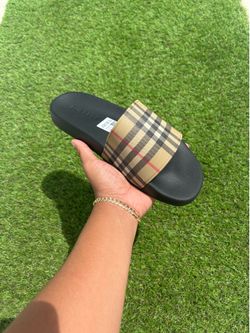 Burberry slides