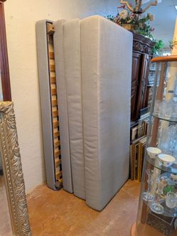Set of beds/benchs