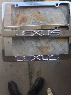 Lexus plate.