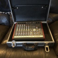 Allen & Heath ZED-10FX 10-channel Mixer with USB Audio Interface and Effects