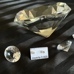 Small Clear Crystal Studs – .925 Silver