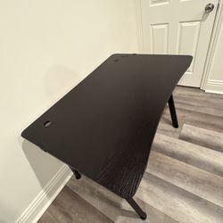 Computer / Gaming Desk With LED Lights