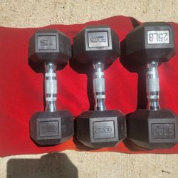 SINGLE  15LB.  20LB   25LB. RUBBER COATED HEXHEAD DUMBBELLS
TOTAL 60LBs  
11525 S HALSTED dunkin donuts
60$   CASH ONLY  AS IS