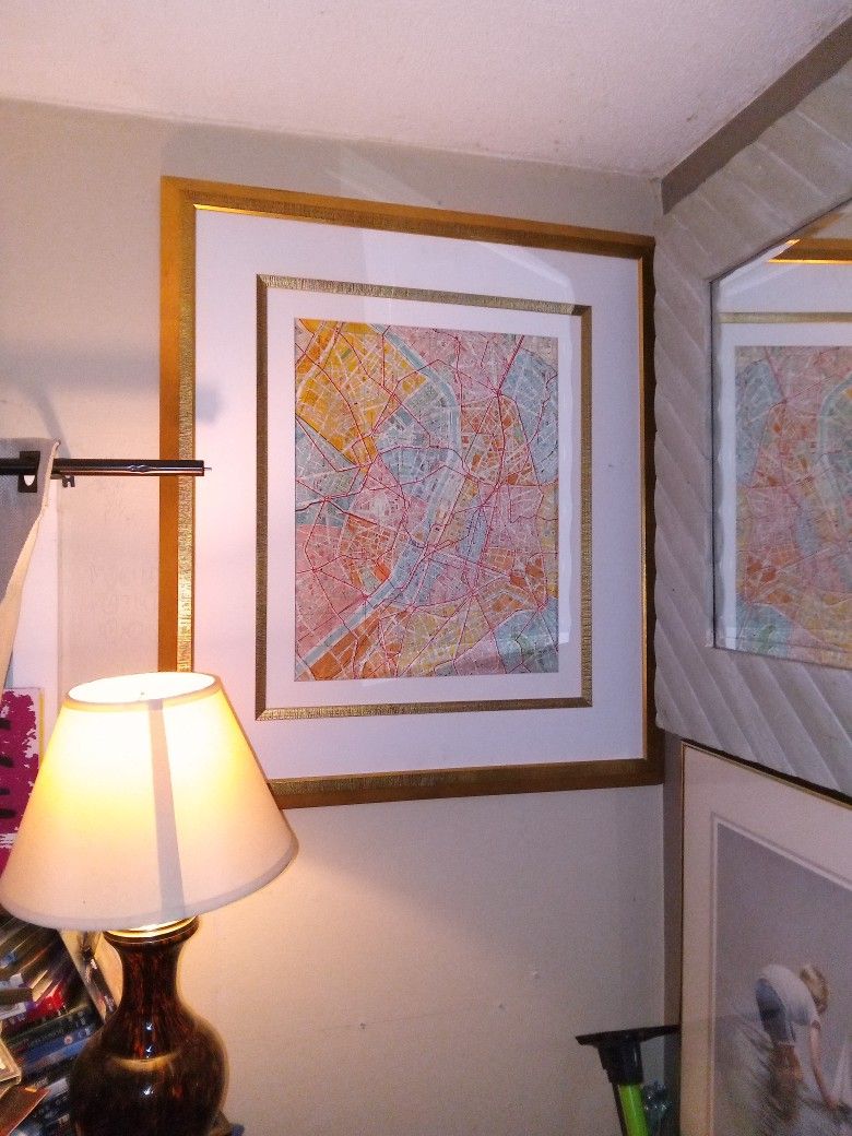 VINTAGE MAP OF PARIS FROM 1972