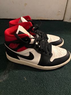 Nike Dunks Size 6